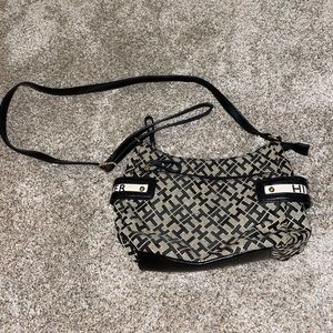 Tommy Hilfiger Purse